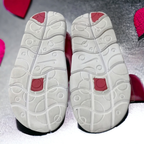 Girl's Nike Adjustable Water Sandals - Picture 5 of 6